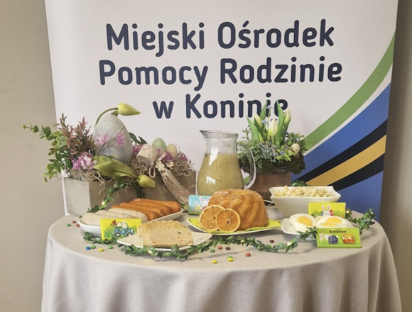 Wielkanocne paczki żywnościowe dla potrzebujących